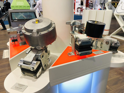 Bremsenprogramm: Pneumatische, hydraulische, elektrische und manuelle Bremszangen sowie Trommelbremsen stehen auf dem Programm. Bremsenprogramm: Pneumatische, hydraulische, elektrische und manuelle Bremszangen sowie Trommelbremsen stehen auf dem Programm.